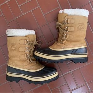 SOREL Caribou boots